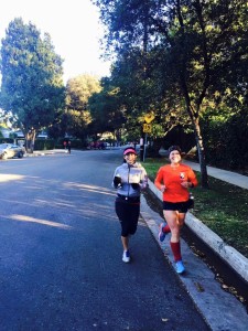 Corriendo con Sonia (my running buddy! she's the best!) - Foto cortesía de Mónica (thanks!!!)