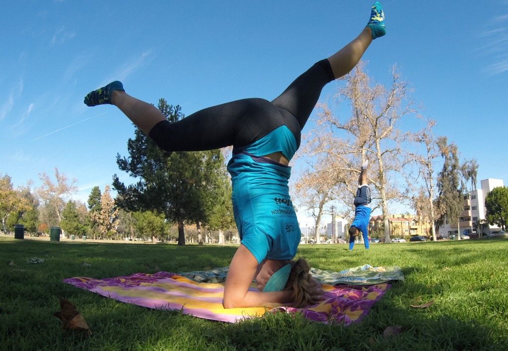 Sentadillas, flexiones, abdominales y maromas 